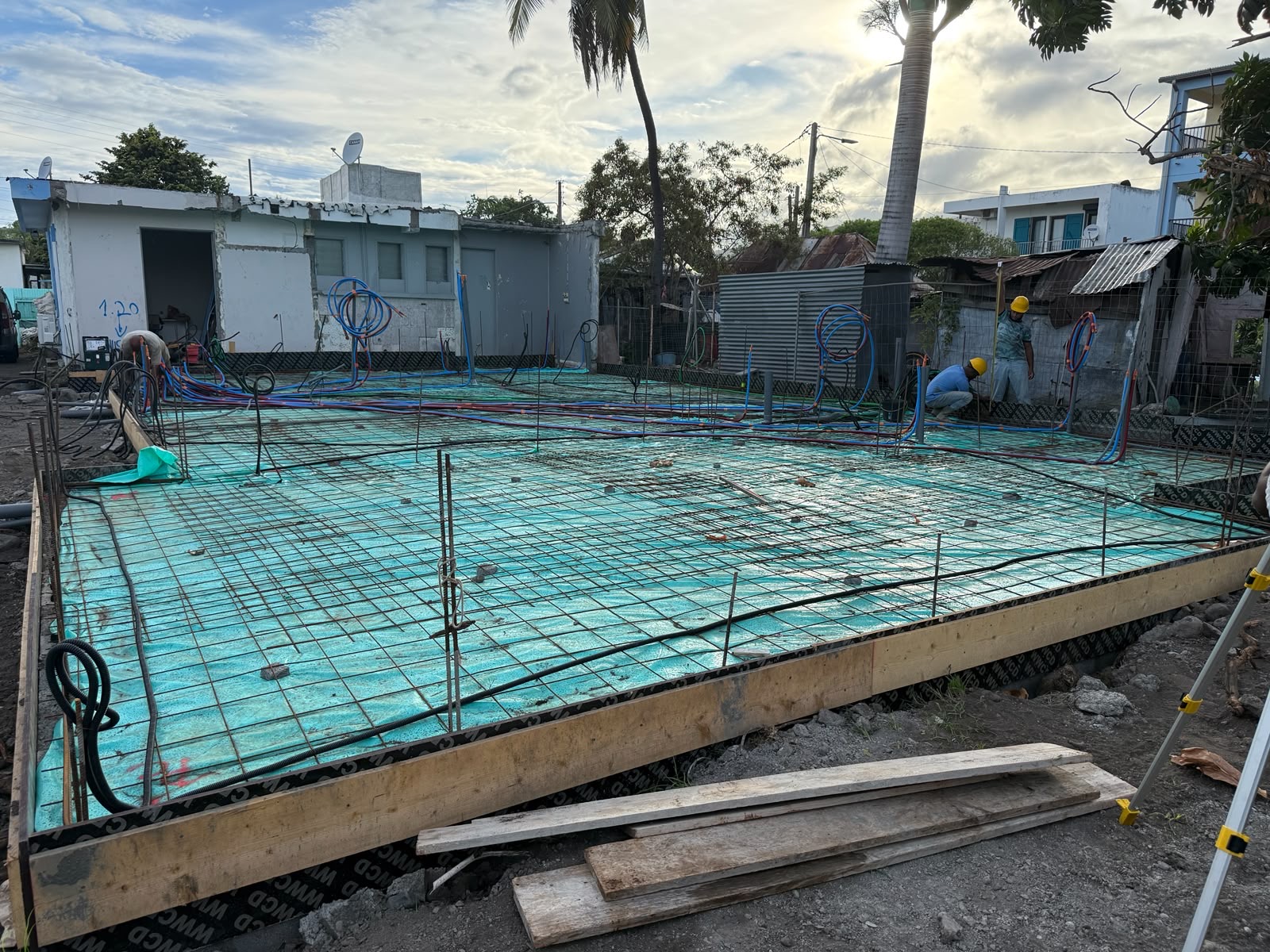 Travaux de construction d'une maison individuelle au Port 6