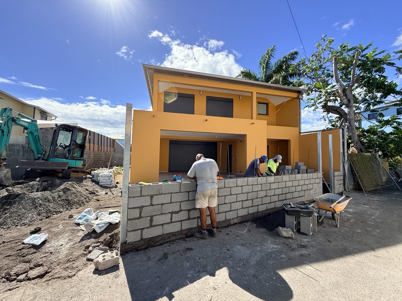 Travaux de construction d'une maison individuelle au Port
